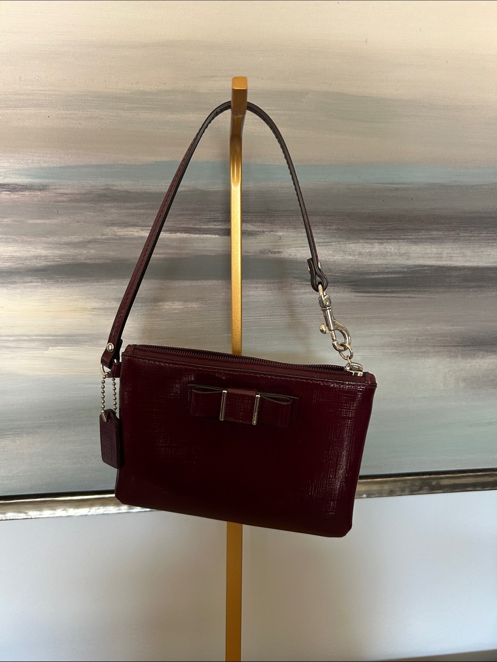 Coach Darcy patent Burgundy Leather Bow-Accent Wrislet LIKE NEW NO CALLOUTS